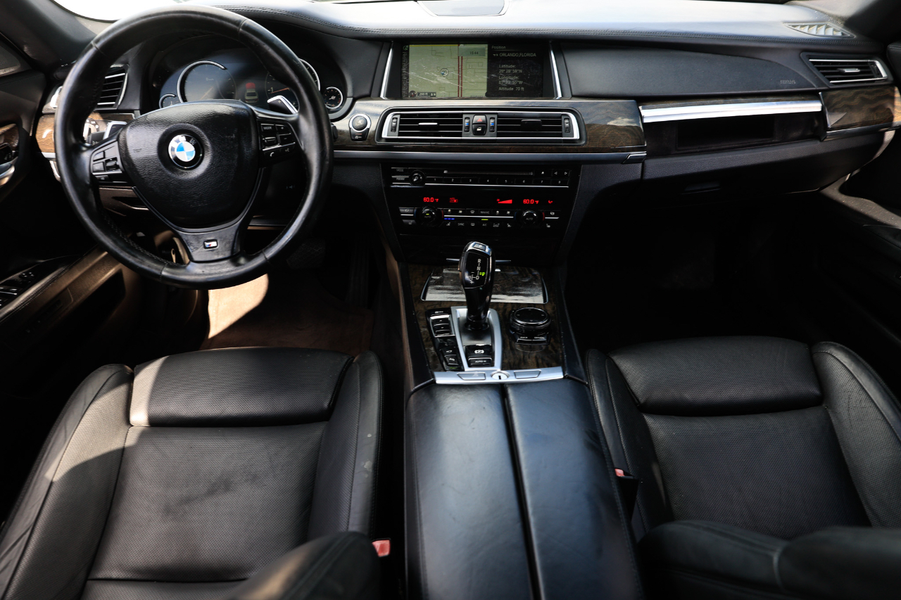 BMW 7 Series 750Li 2014 BMW 7 Series 750Li 2014