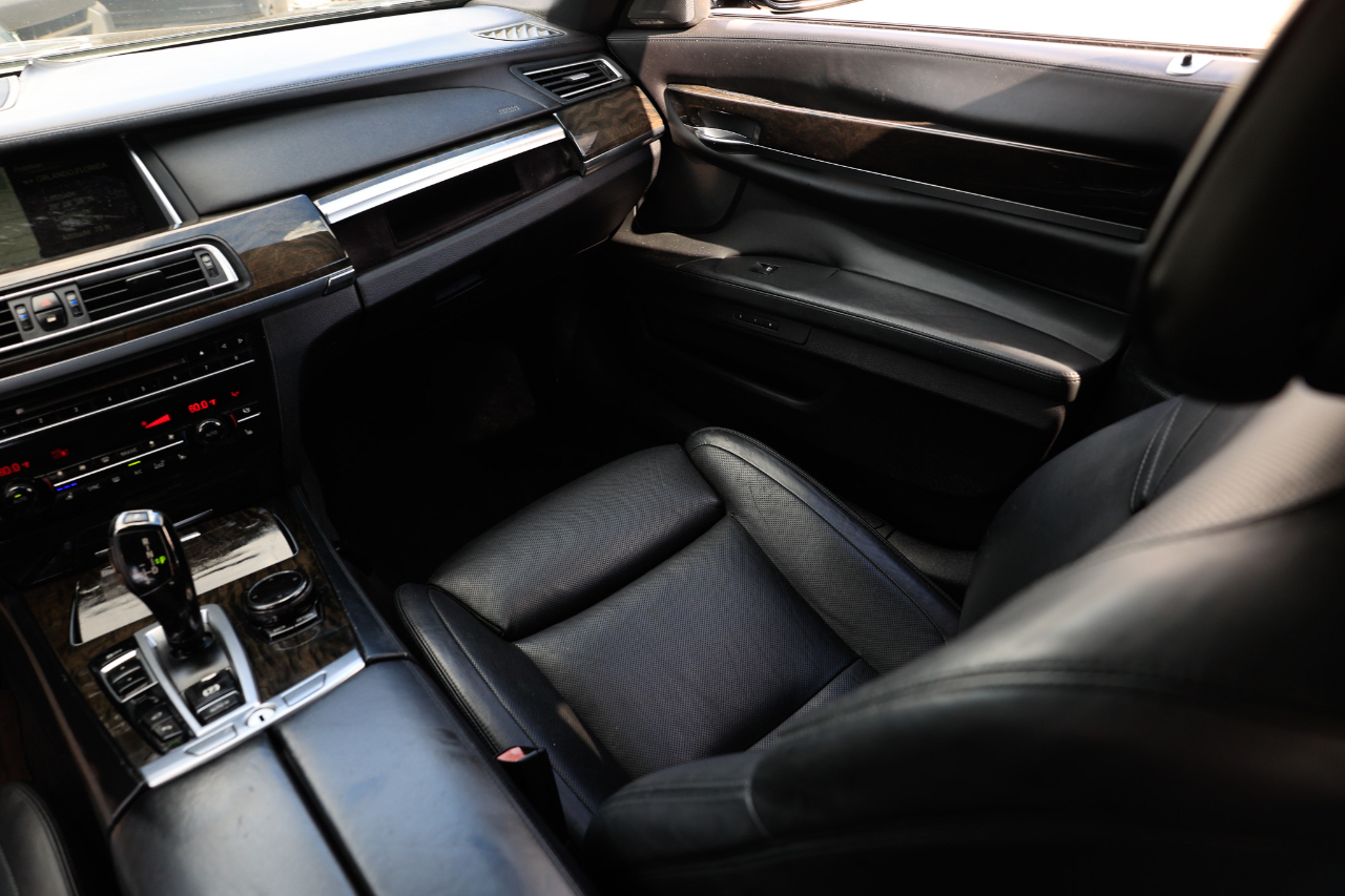 BMW 7 Series 750Li 2014 BMW 7 Series 750Li 2014