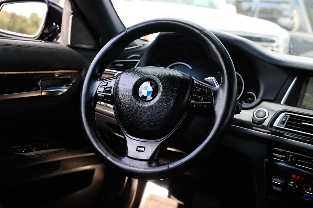 BMW 7 Series 750Li 2014 BMW 7 Series 750Li 2014