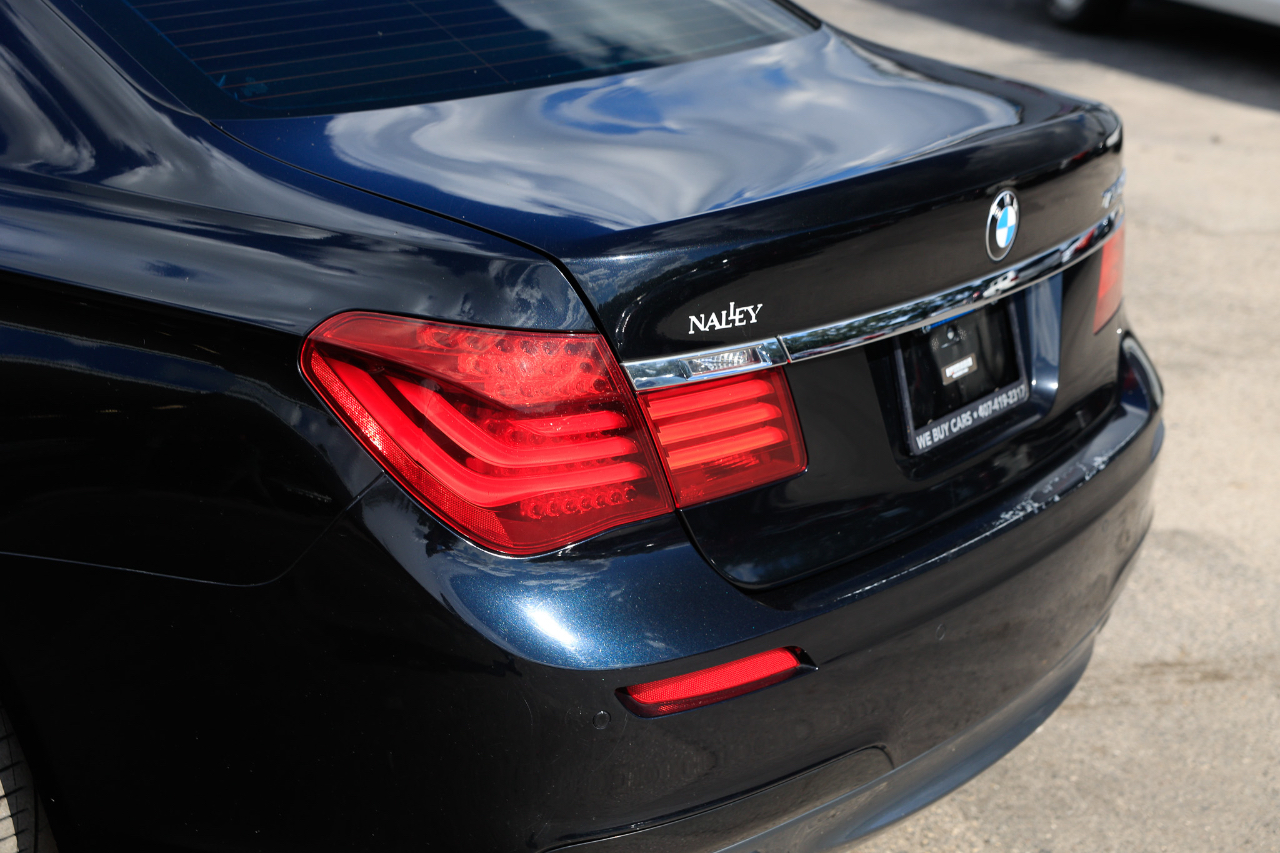 BMW 7 Series 750Li 2014 BMW 7 Series 750Li 2014
