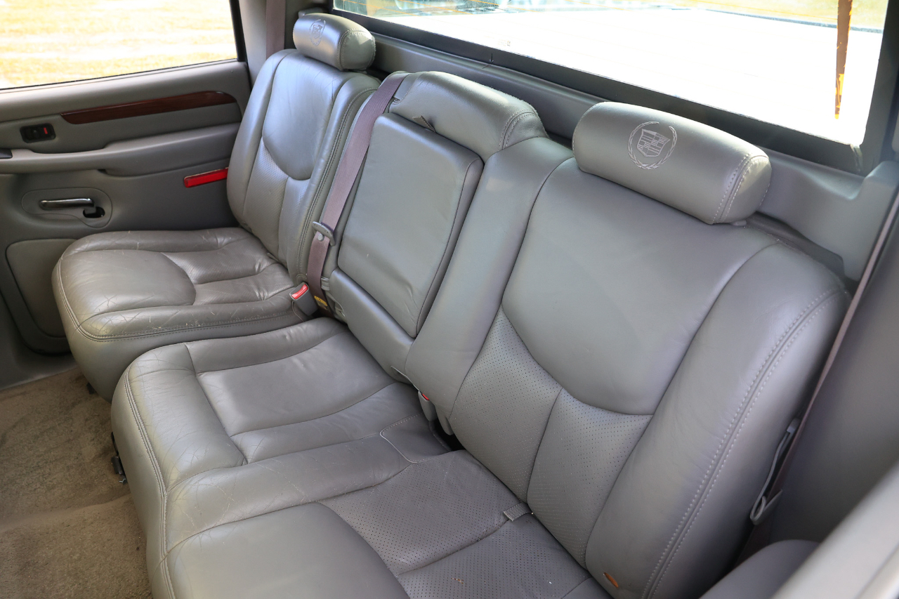 2003 Cadillac Escalade EXT Sport photo 10