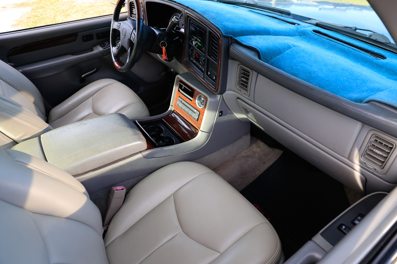 2003 Cadillac Escalade EXT Sport photo 16