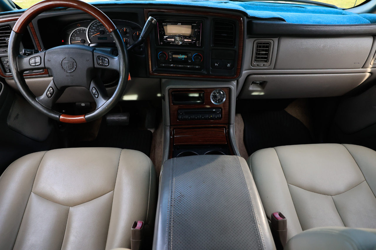 2003 Cadillac Escalade EXT Sport photo 21