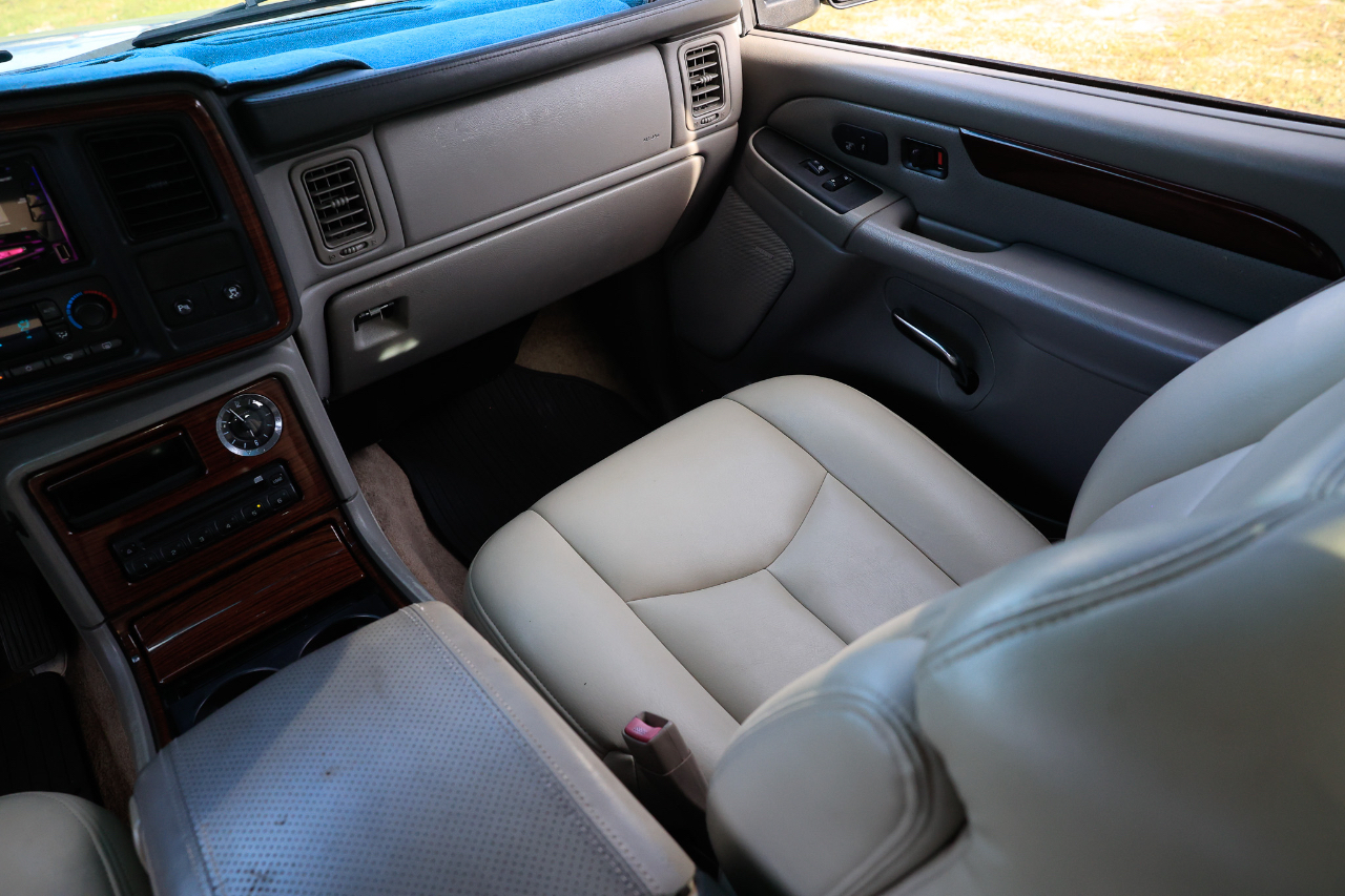 2003 Cadillac Escalade EXT Sport photo 22