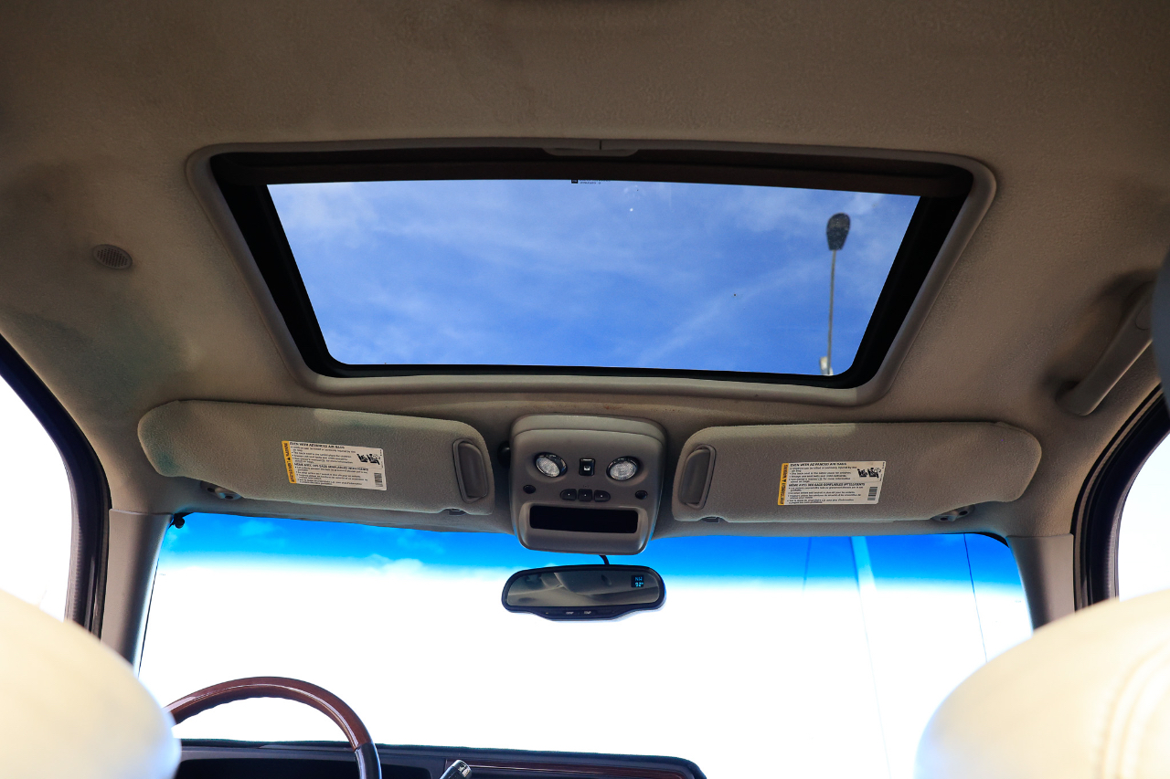 2003 Cadillac Escalade EXT Sport photo 23