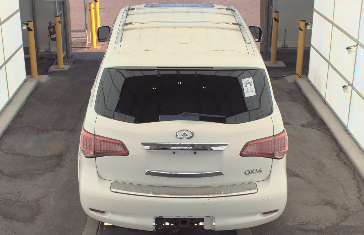 2012 Infiniti QX56 photo 5