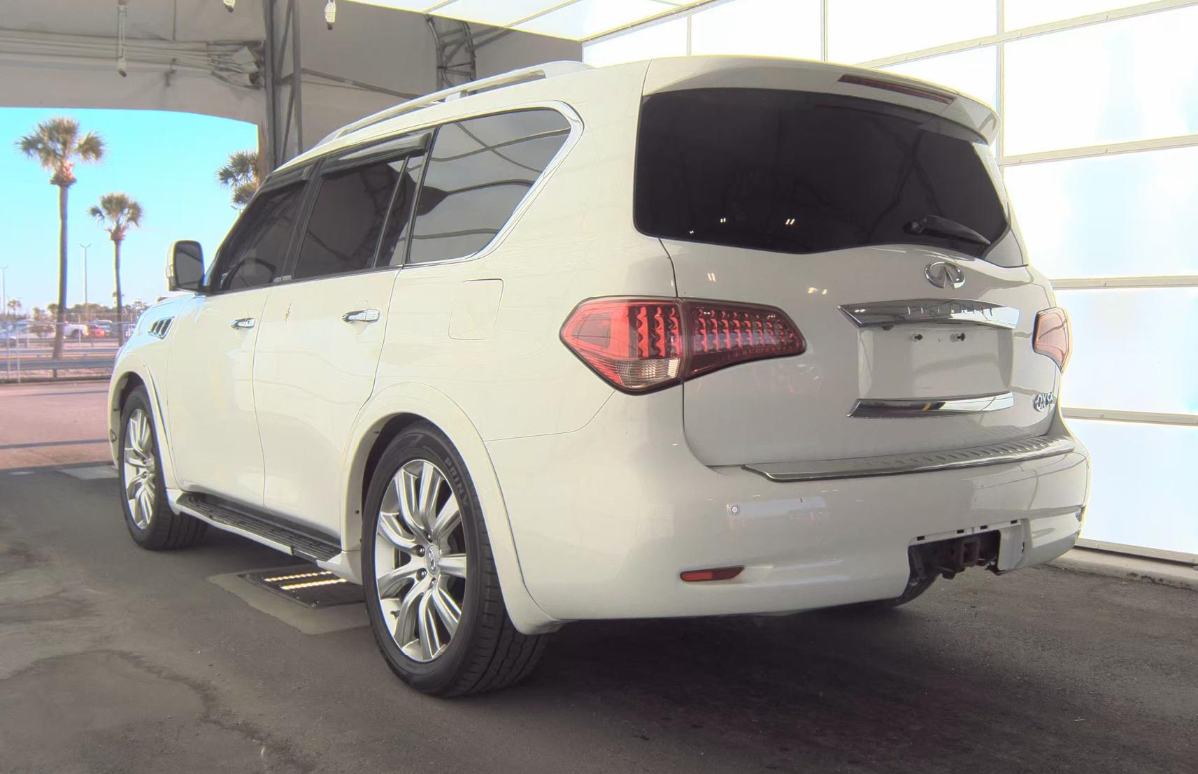 2012 Infiniti QX56 photo 6