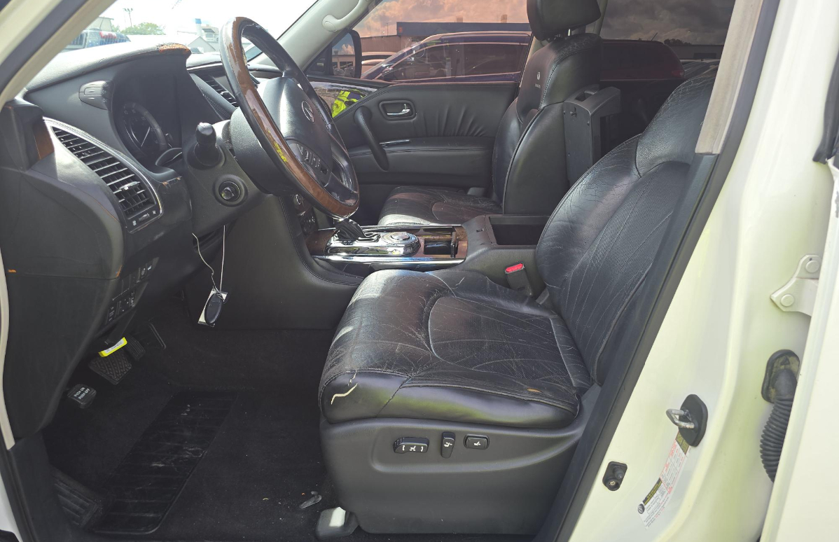 2012 Infiniti QX56 photo 7