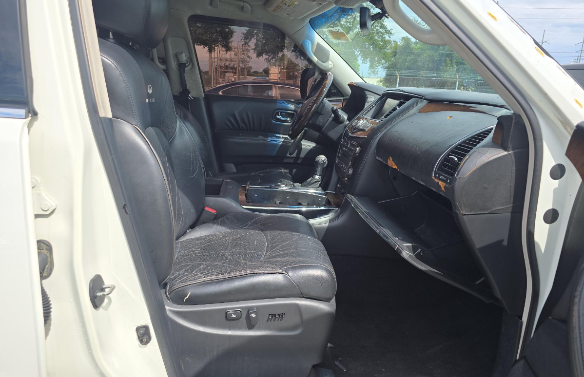 2012 Infiniti QX56 photo 8