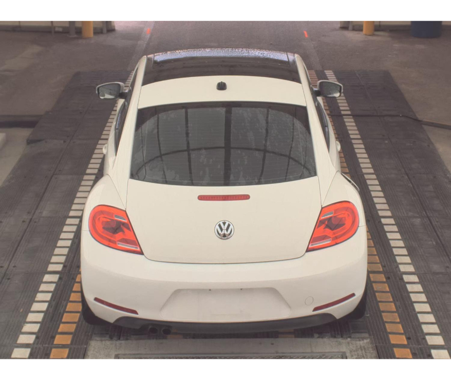 2012 Volkswagen Beetle photo 2