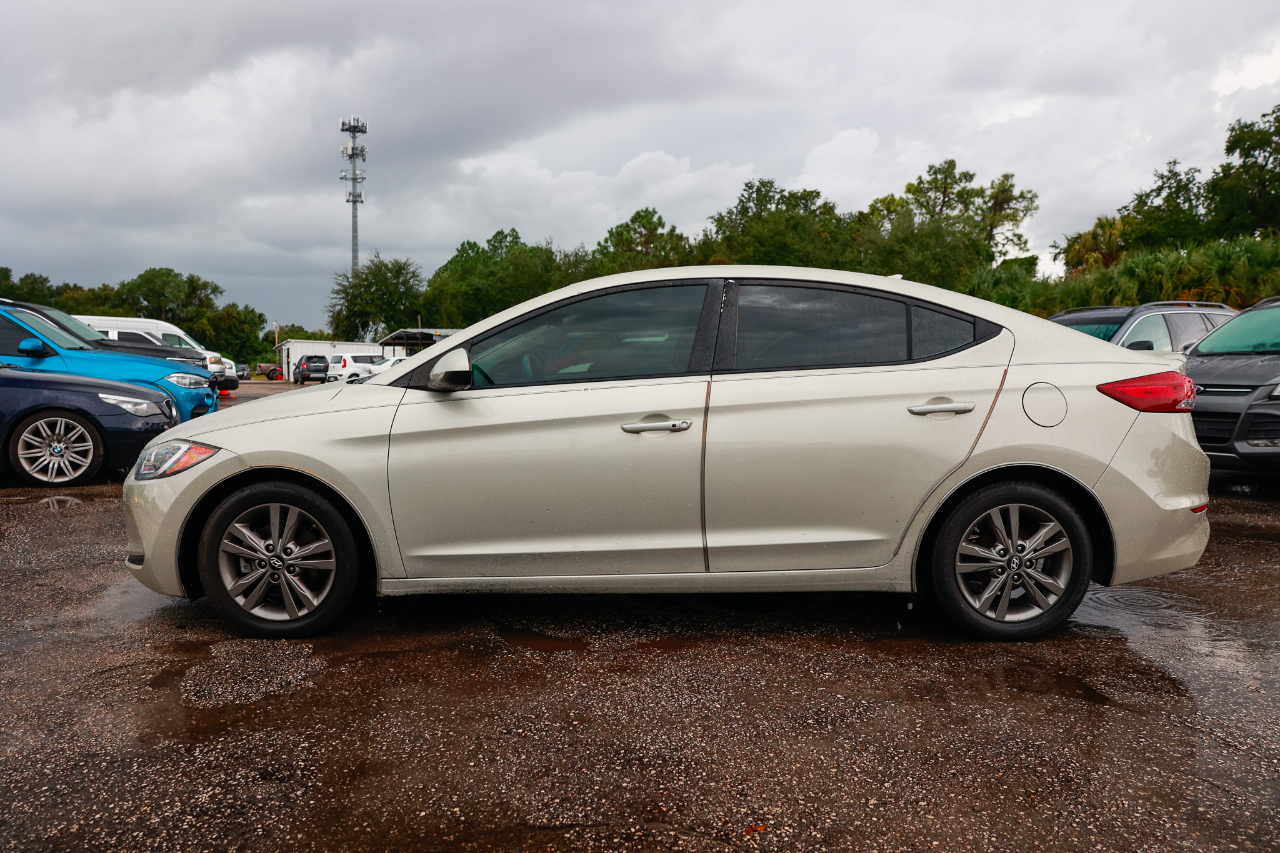 Hyundai Elantra SE 2017 Hyundai Elantra SE 2017