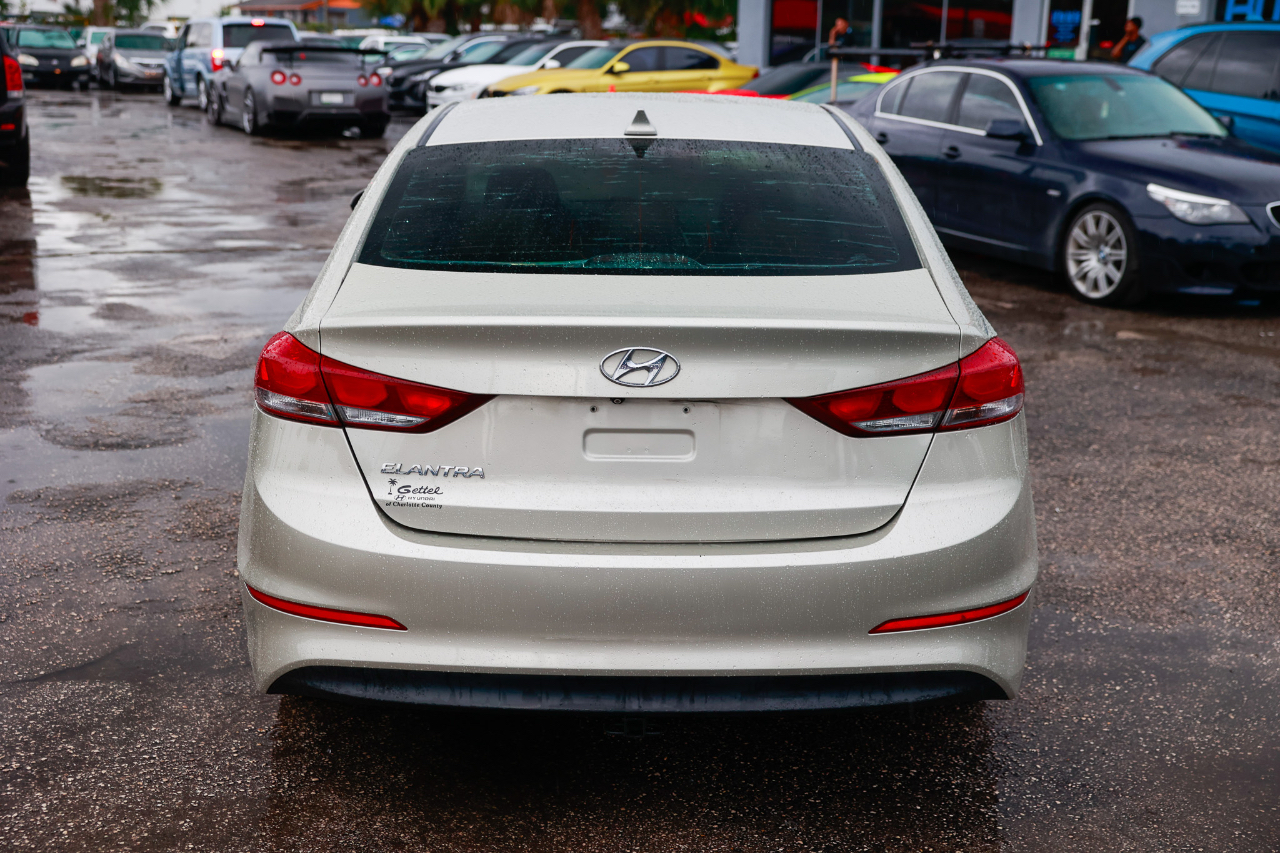 Hyundai Elantra SE 2017 Hyundai Elantra SE 2017