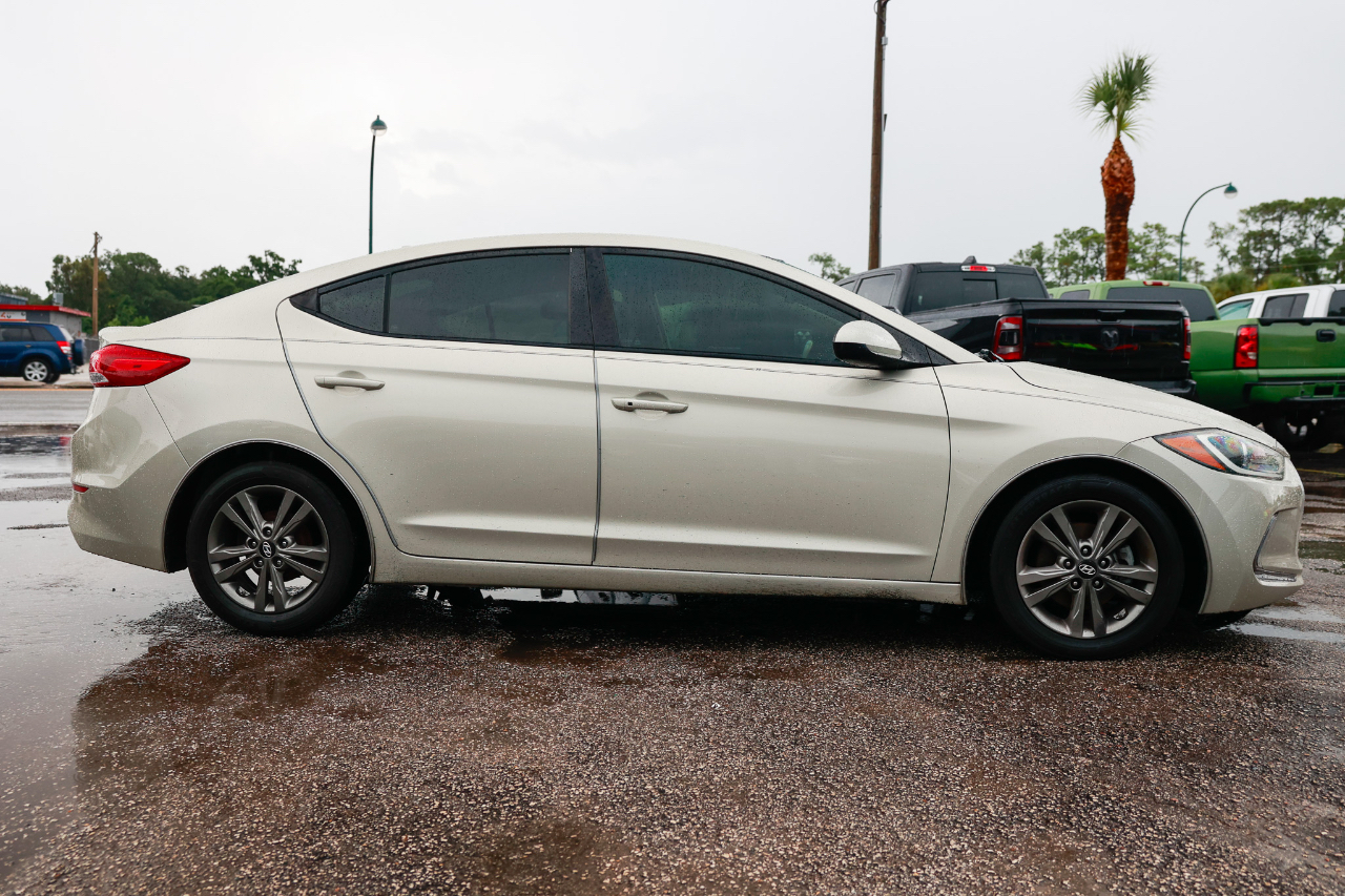 Hyundai Elantra SE 2017 Hyundai Elantra SE 2017