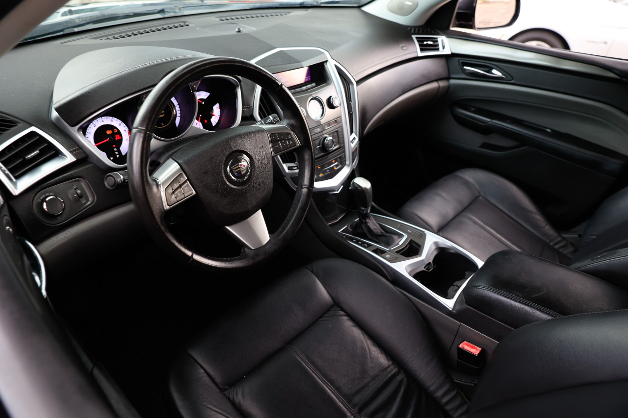 Cadillac SRX Base 2011 Cadillac SRX Base 2011