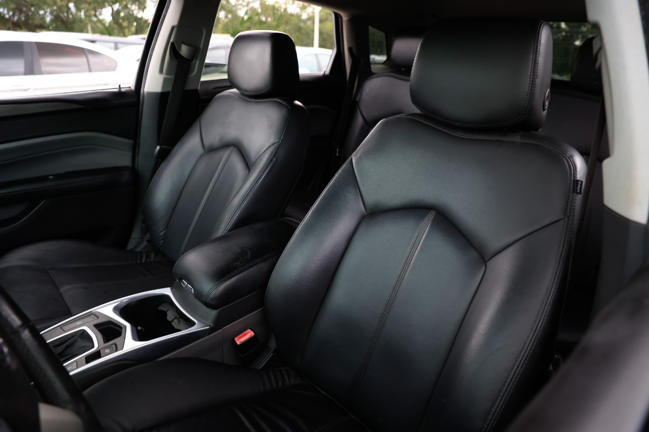 Cadillac SRX Base 2011 Cadillac SRX Base 2011