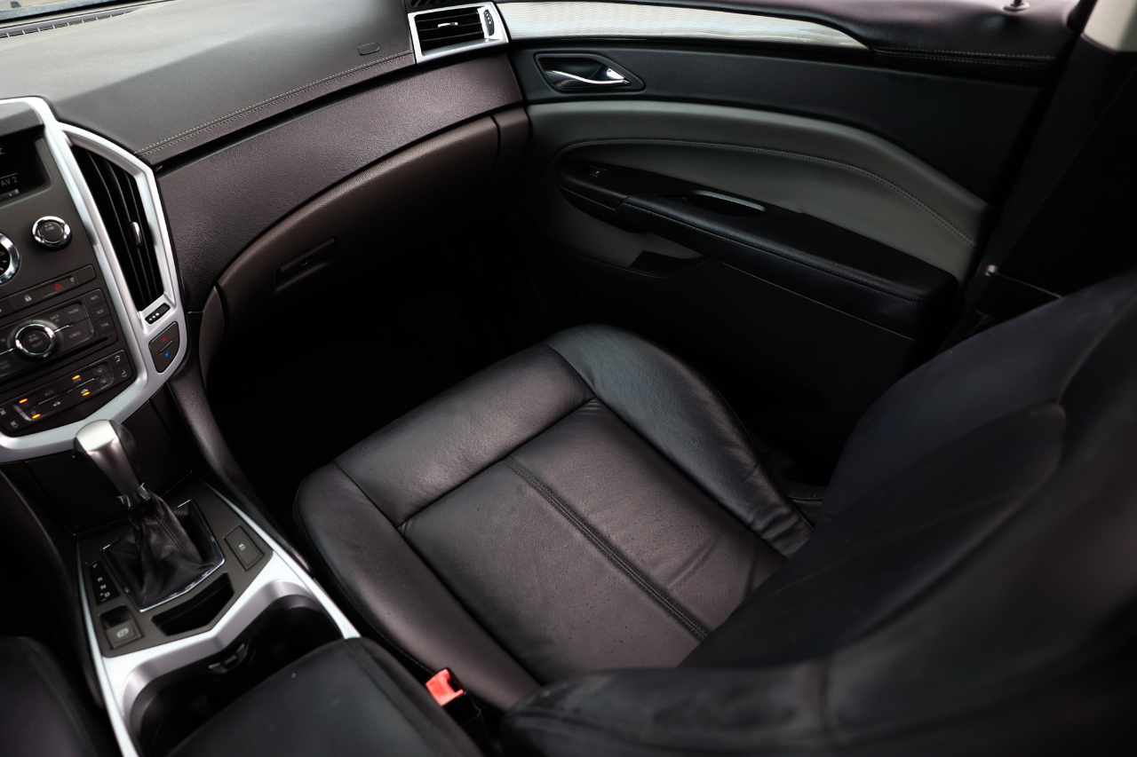 Cadillac SRX Base 2011 Cadillac SRX Base 2011