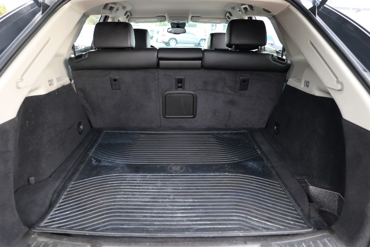 Cadillac SRX Base 2011 Cadillac SRX Base 2011