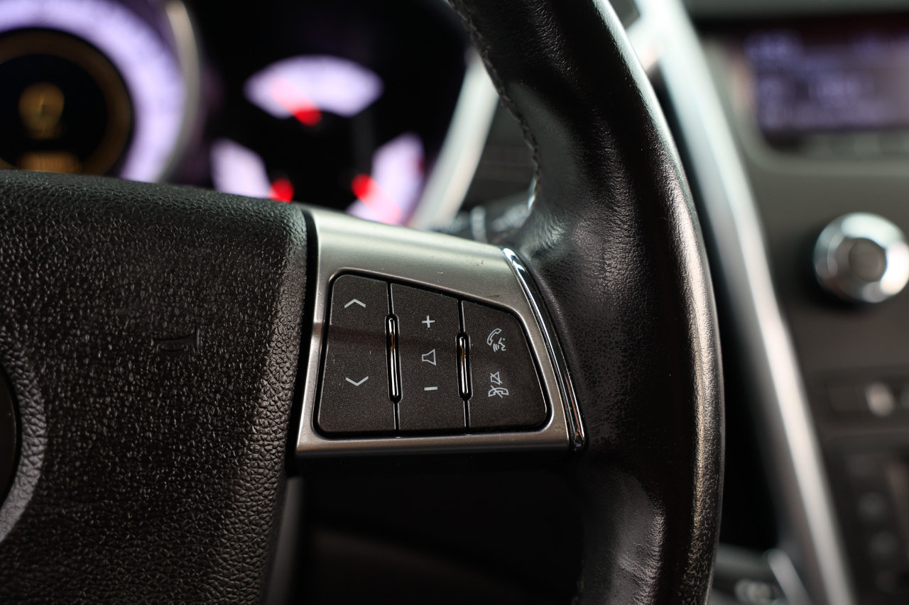 Cadillac SRX Base 2011 Cadillac SRX Base 2011