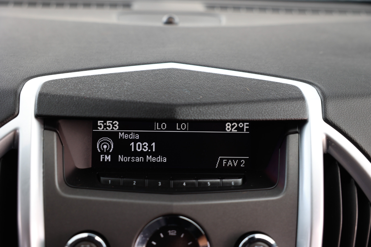 Cadillac SRX Base 2011 Cadillac SRX Base 2011