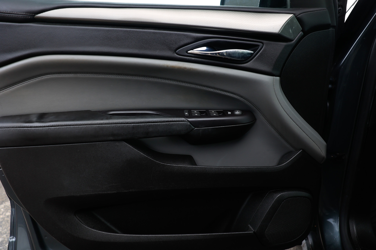 Cadillac SRX Base 2011 Cadillac SRX Base 2011