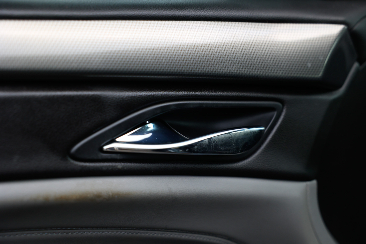 Cadillac SRX Base 2011 Cadillac SRX Base 2011