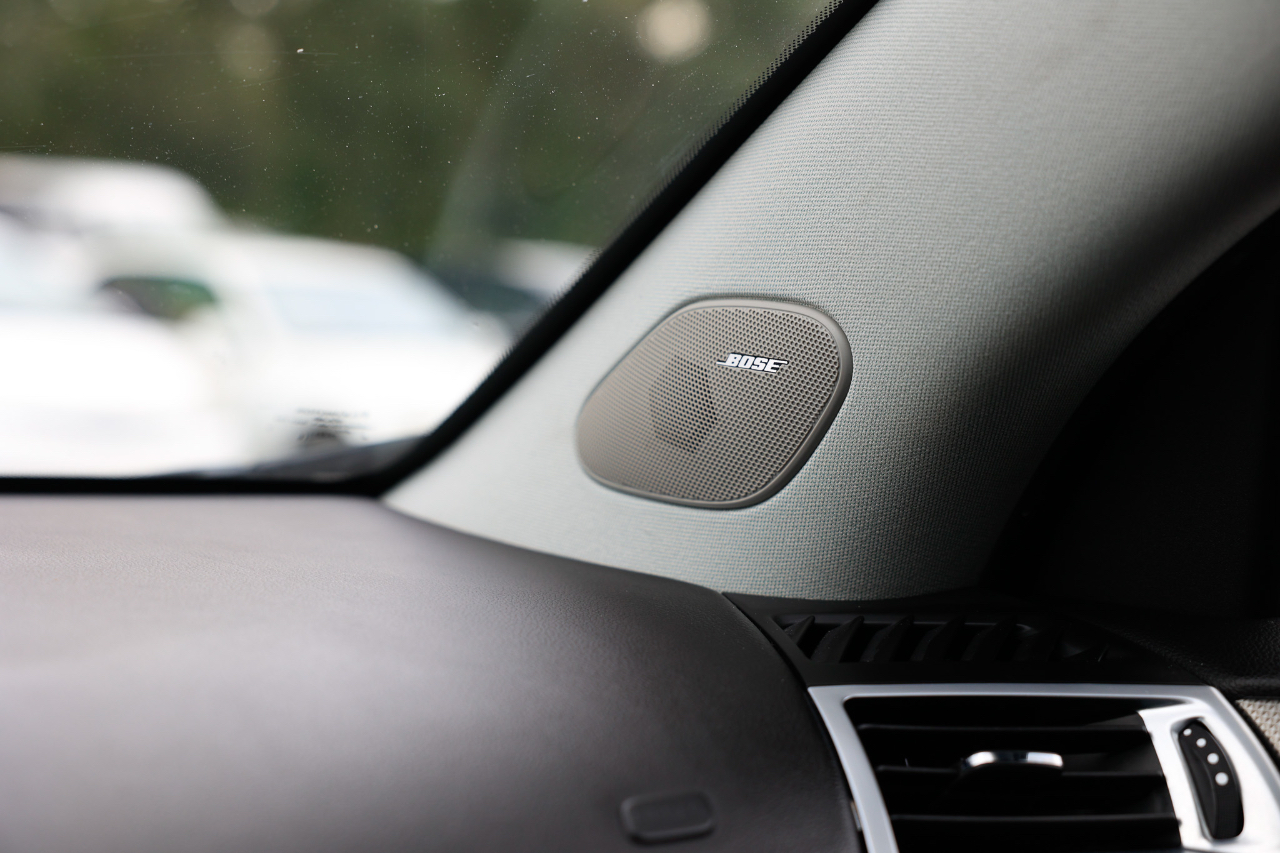 Cadillac SRX Base 2011 Cadillac SRX Base 2011