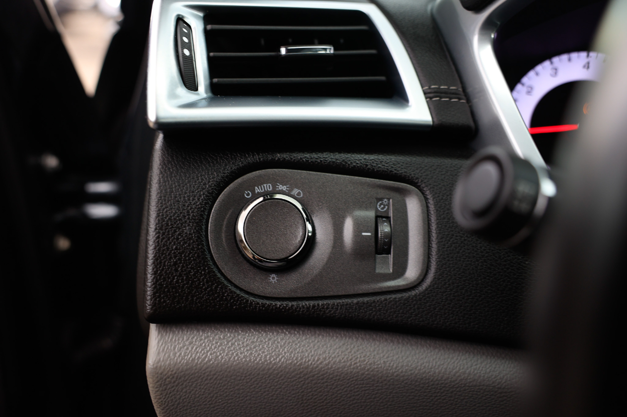 Cadillac SRX Base 2011 Cadillac SRX Base 2011