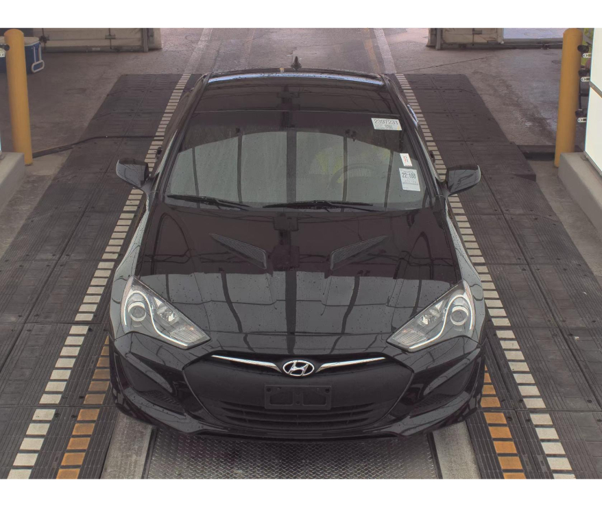 2013 Hyundai Genesis Coupe 2.0T photo 4