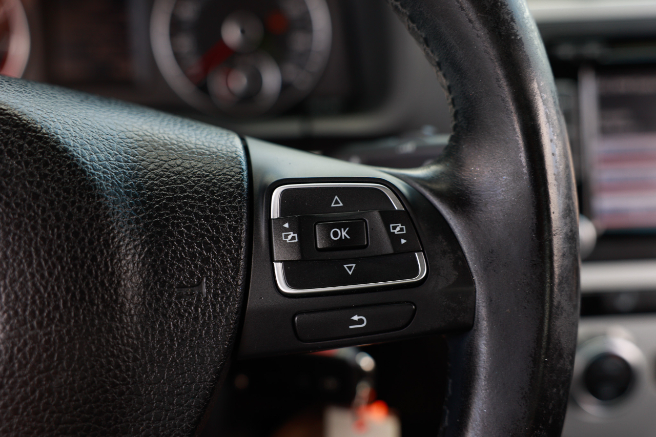 Volkswagen Eos  2013 Volkswagen Eos  2013