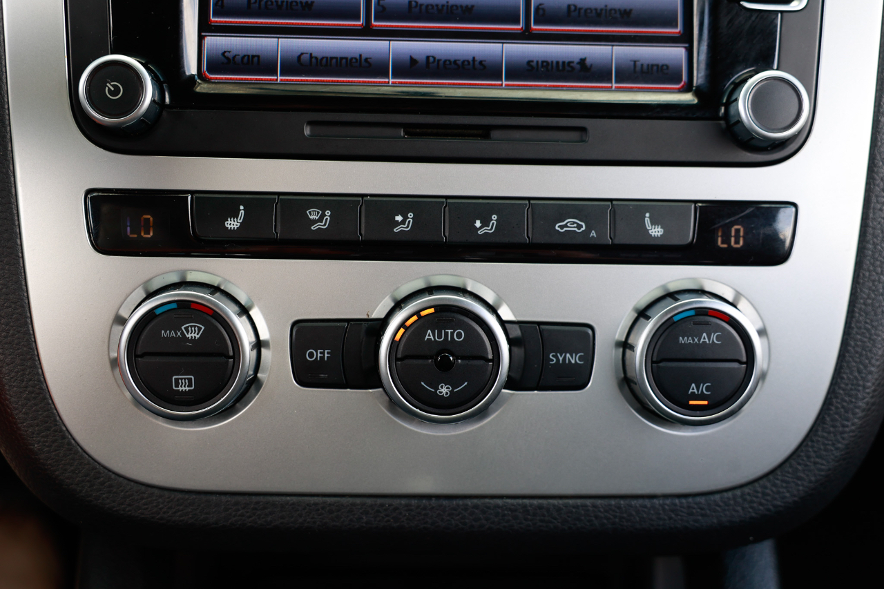 Volkswagen Eos  2013 Volkswagen Eos  2013