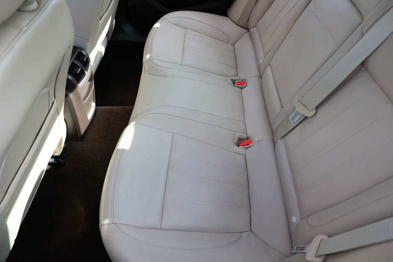 Buick Regal Base 2013 Buick Regal Base 2013