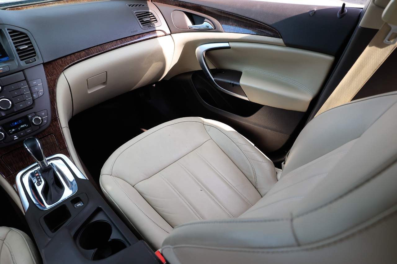 Buick Regal Base 2013 Buick Regal Base 2013