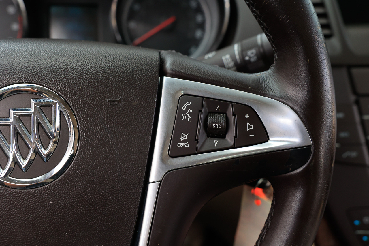 Buick Regal Base 2013 Buick Regal Base 2013