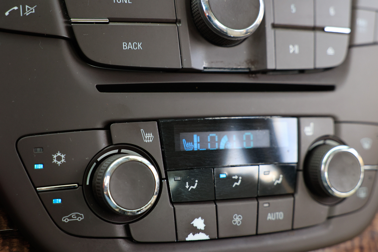 Buick Regal Base 2013 Buick Regal Base 2013