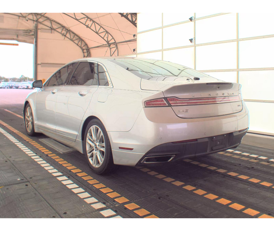 2016 Lincoln MKZ photo 3