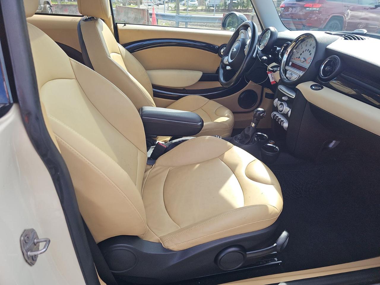 MINI Cooper Hardtop  2010