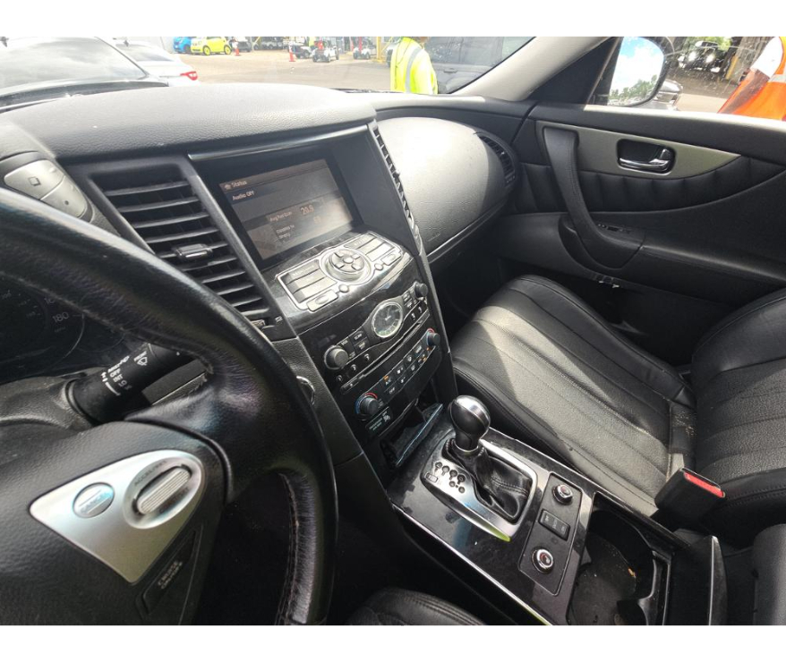 2014 Infiniti QX70 photo 9