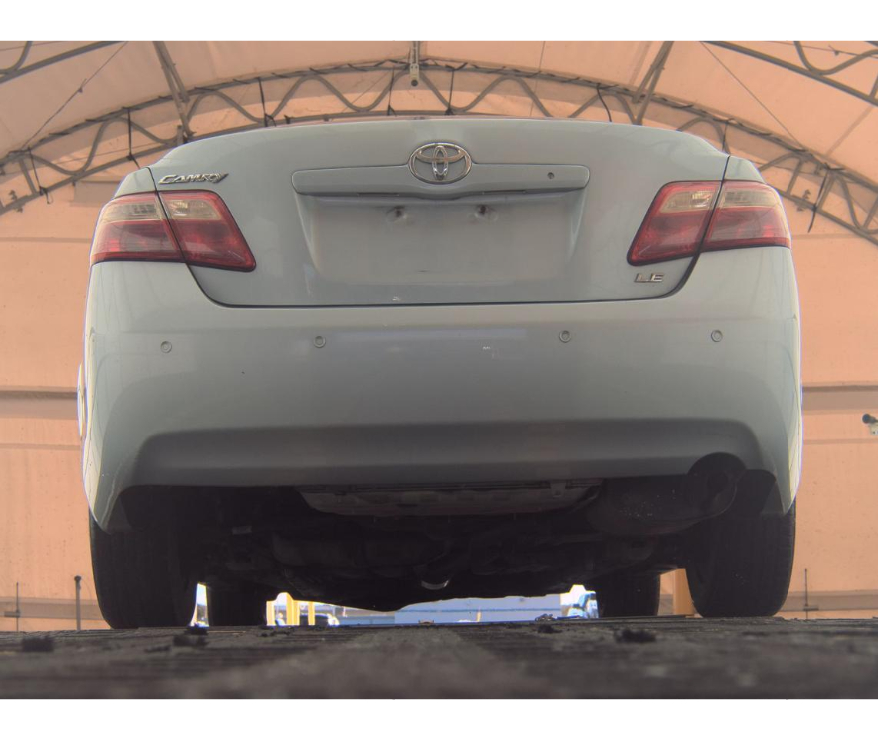 2009 Toyota Camry SE photo 3