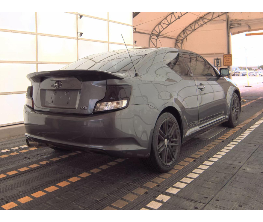 2011 Scion tC photo 2