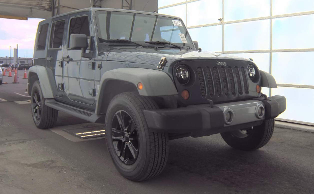 2007 Jeep Wrangler Unlimited X photo 2