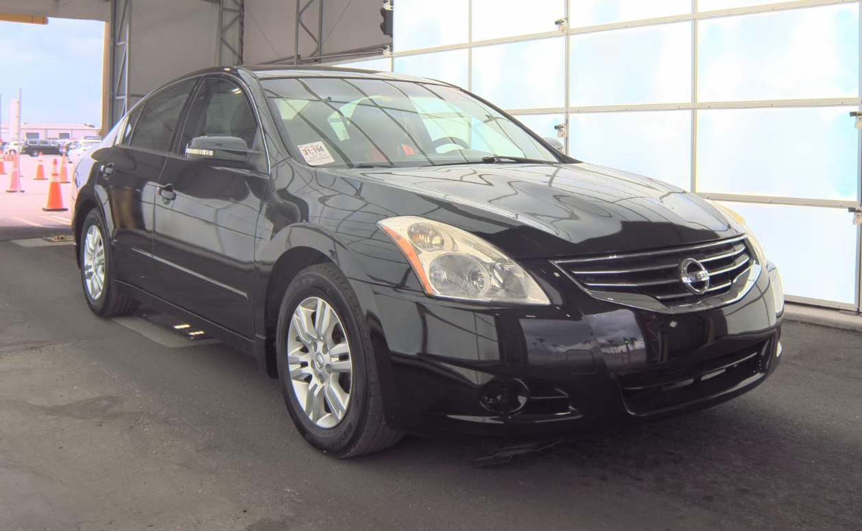2012 Nissan Altima Base 2.5 S photo 2