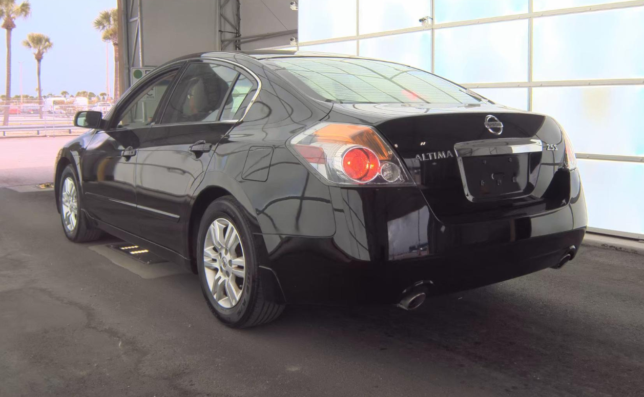 2012 Nissan Altima Base 2.5 S photo 4