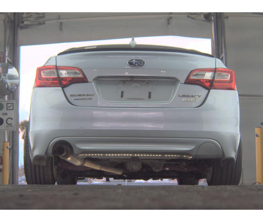 2016 Subaru Legacy 2.5i Premium photo 4