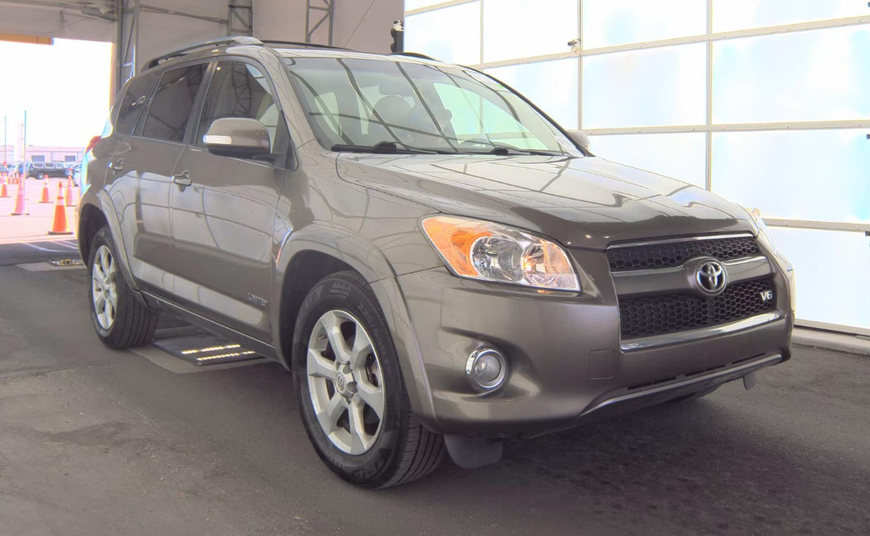 2009 Toyota RAV4 Limited photo 2