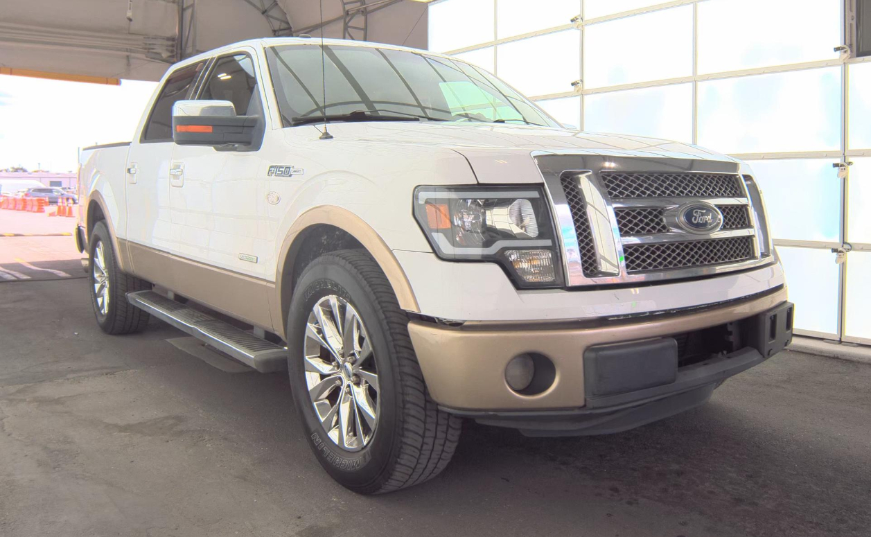 2011 Ford F-150 Lariat photo 2