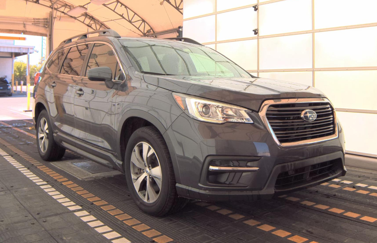 2019 Subaru Ascent Premium photo 2