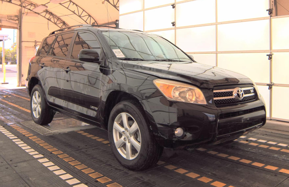 2007 Toyota RAV4 Limited photo 2