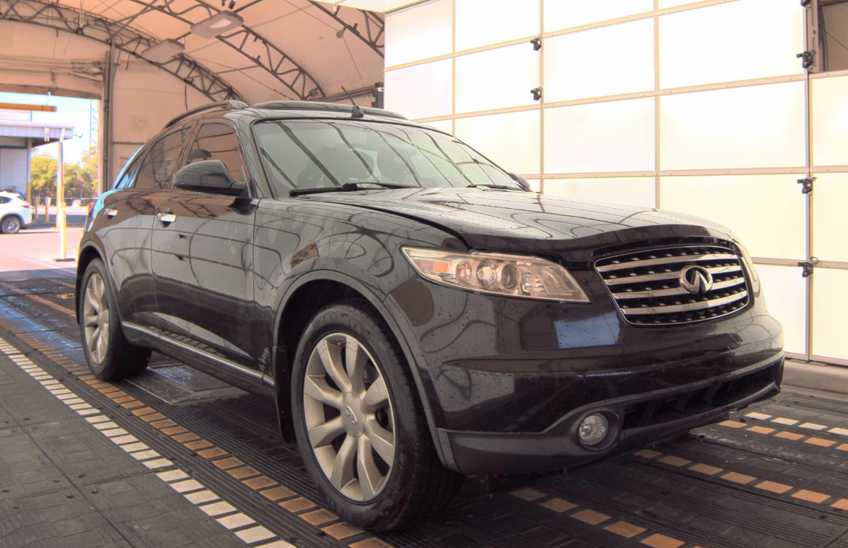 2003 Infiniti FX35 photo 3