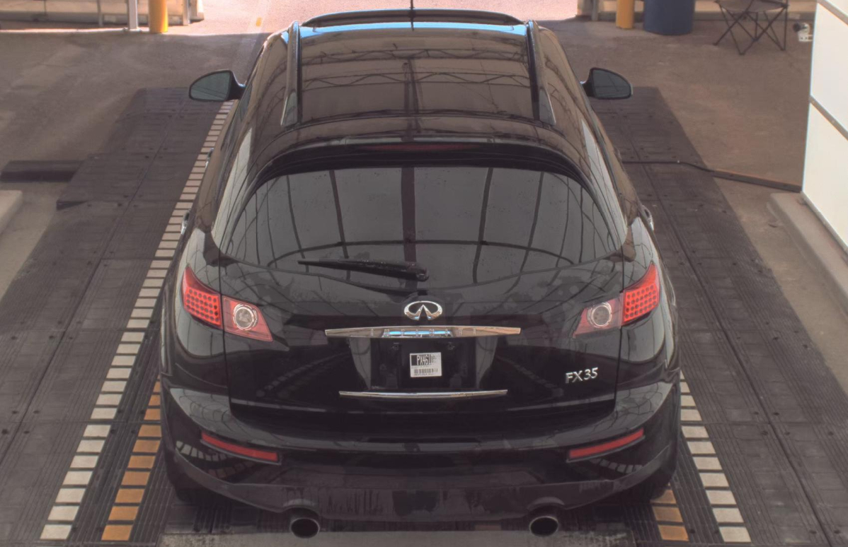2003 Infiniti FX35 photo 5