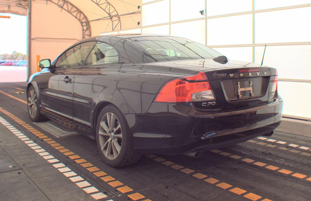 2012 Volvo C70 T5 photo 6